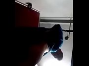 hetero tomando una ducha camara oculta