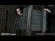 Torturing of babe'_s hawt assets