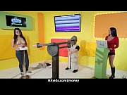 fledgling woman accepts money for hookup from stranger 7