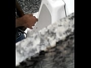 punheta no banheirao