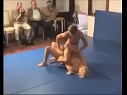 sans bra grappling