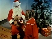 xvideoscom gal gargles santas chisel