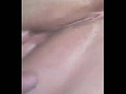 samantha wales fumbling her humungous poon.