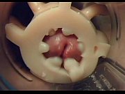 gay-for-pay tears up a faux cooch