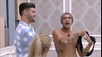Yuri acordando de pau duro na fazenda ao vivo Thumbnail