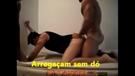 Arregaçando sem dó o cu do tarado Arregaçando sem dó o cu do tarado