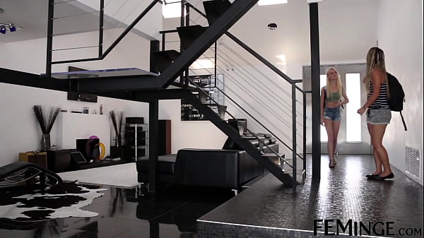 FEMINGE 4K – Lesbian Student Is Good With Her Tongue