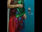 Desi Bhabhi In Traditional Sari Getting Naked FreeHDx