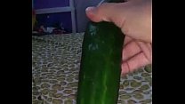 Masturbandose Con El Pepino.