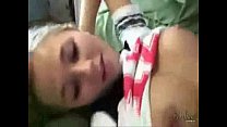 Ninfetinha masturbating until she comes - www.tvbuceta.com