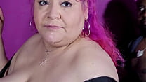 Rae Lynn gives a blow job and takes a load in her mouth