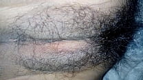Mi esposa dormida y con su concha peluda y toda... Thumbnail