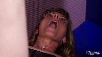 Naomi mature sexy va en club libertin avec son ... Thumbnail