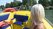 Kumpel nutzt den Streit aus und fickt die Freundin Thumbnail
