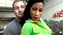Sexy Milf cubaine qui aime le sexe Thumbnail