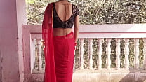 Desi bhabhi called her friend outside on the terrace and fucked her pussy