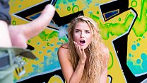 CHICAS LOCA - Sofi Goldfinger 69 in public and ... Thumbnail