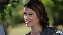 Misha Cross, une belle salope, en bukkake dans ... Thumbnail