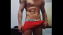 Novinho dotado exibindo o pau Thumbnail