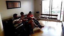 NO HAY NADA EN LA TV , ASI QUE ME COJI AL ... Thumbnail