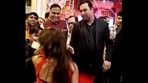 Hot nude Indian Girl Mujra in Red Saree Thumbnail