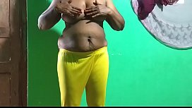 Tamil aunty telugu aunty...