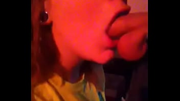 Girlfriend gives amazing Blowjob