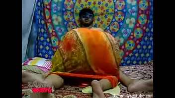 watch till the end. My indian aunt has the biggest ass and shows ait whikle sucking my cock