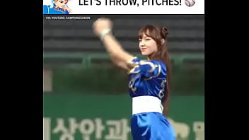 GameSpot - Chun Li can throw. Watch the original video...