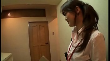 【ハメ撮り】カメラ持込みパンスト不動産OLとマンション内見してたら顔は残念だが女体はスレンダー巨乳でエロかったからパコった