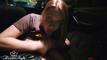 Horny Babe Sucking Dick Stranger in the Taxi - ...