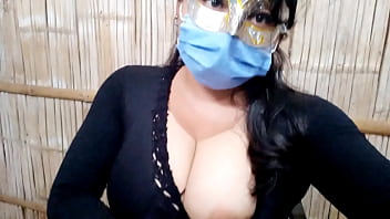 eres tan hermosa hermanastra!! espectacular el tama&ntilde_o de las tetas de mi hermanastra, se toca su clitoris y me invita a tener sexo el fin de semana