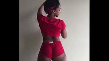 Ebony Twerking