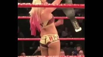 Spying on Alexa Bliss&#039_s ass