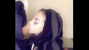 Muslim Lesbian Sex Hot - 2 Muslim Lesbian Hijabs on Webcam | ArabianChicks | CKXGirl - XVIDEOS.COM