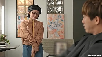 美容師 『エッチな秘密のサービスですよ、お客様♡』可愛くてオッパイの大きなお姉さんから誘われたら断れるわけがない！