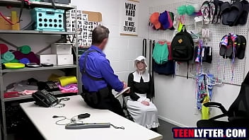 Amish teen fucked for shoplifting