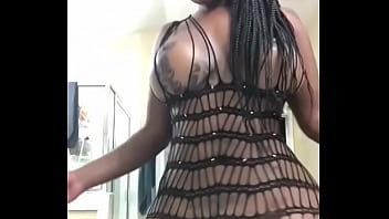 Big black booty shows her delicious body on cam