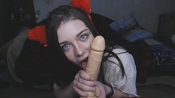 catgirl gives you a blowjob while you play with her blowjob lovense