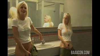 Jesse Jane and Riley Steele Incredible Blowjob