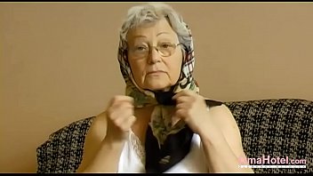 OmaHoteL Horny Grandma Toying Her Hairy Pussy