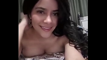 Linda Scort delgada, de linda carita