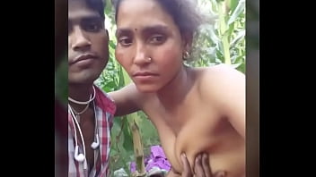 Jabarjasti Choda Khet Me - Khet mein chudai - XVIDEOS.COM