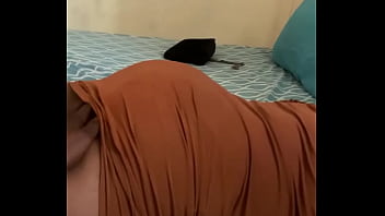 Hotrebel playing with step sisters big ass while she sleeps and fucks her