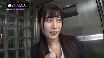 【働くドMさん. 】24歳美女OLがいきなりだいしゅきホールド＆濃厚ベロチューされたり乳揉みやパンスト破りプレイに潮まみれでイキ狂い！！