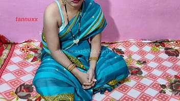 Indian Desi Village bhabhi sexy blowjob and pus...