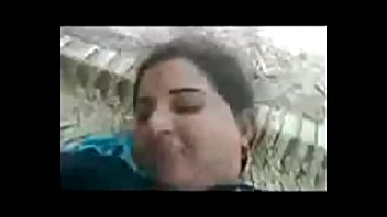 VILLAGE  MAMI WITH VAGINAA IN FIELD