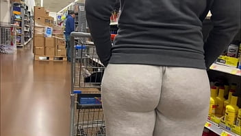 Big Amateur Curvy Closeup Public Exhibitionist Candid Shopping Store Pawg...