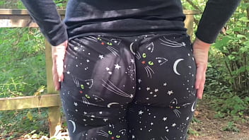 Big Outdoor Amateur Homemade Wife Closeup Booty Public Mom Huge ass Big ass Bbw...