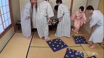 新春おもてなし料亭 ～若女将と王様ゲーム～ 桐島ひかる 12 min